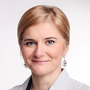 Zuzana Oravcová, PhDr.
